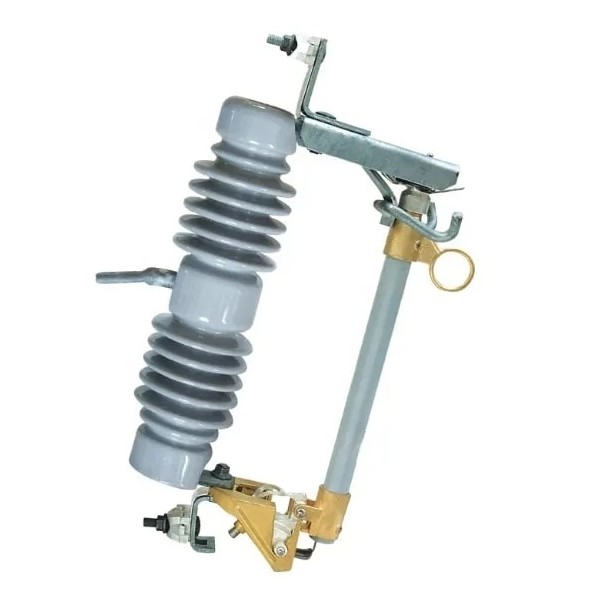 Výrez keramickej poistky s držiakom pri vysokom napätí